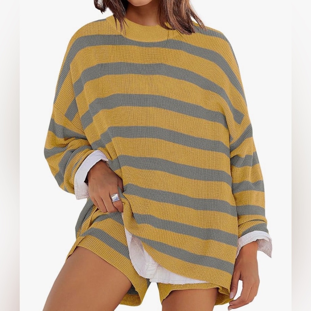 Striped Yellow and Gray Sweater Set (m)